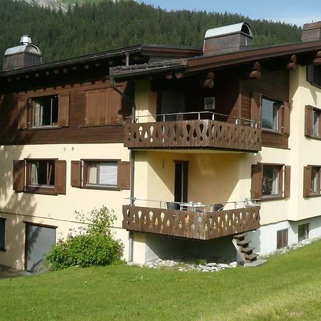 Appartement In Hus Signal Met Prachtig Uitzicht Op De Bergen Klosters Bagian luar foto