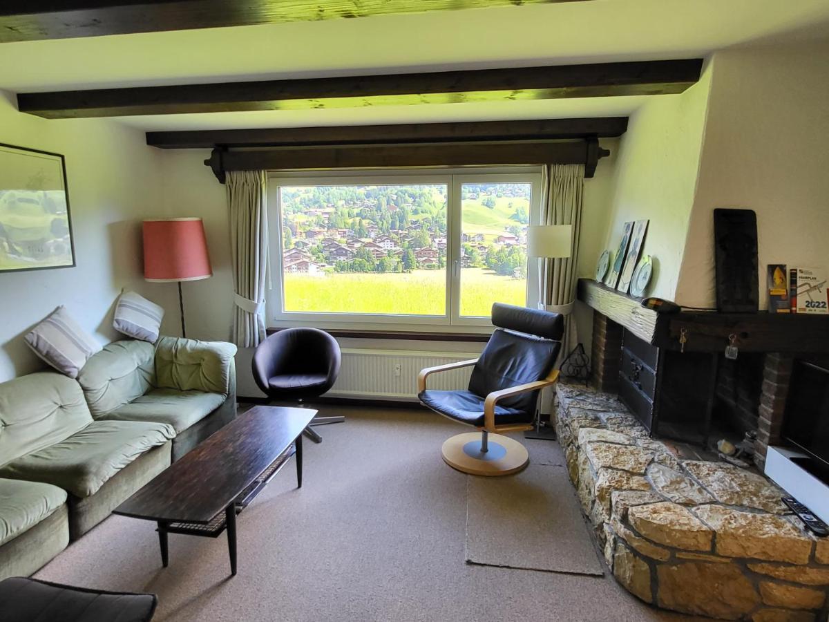 Appartement In Hus Signal Met Prachtig Uitzicht Op De Bergen Klosters Bagian luar foto