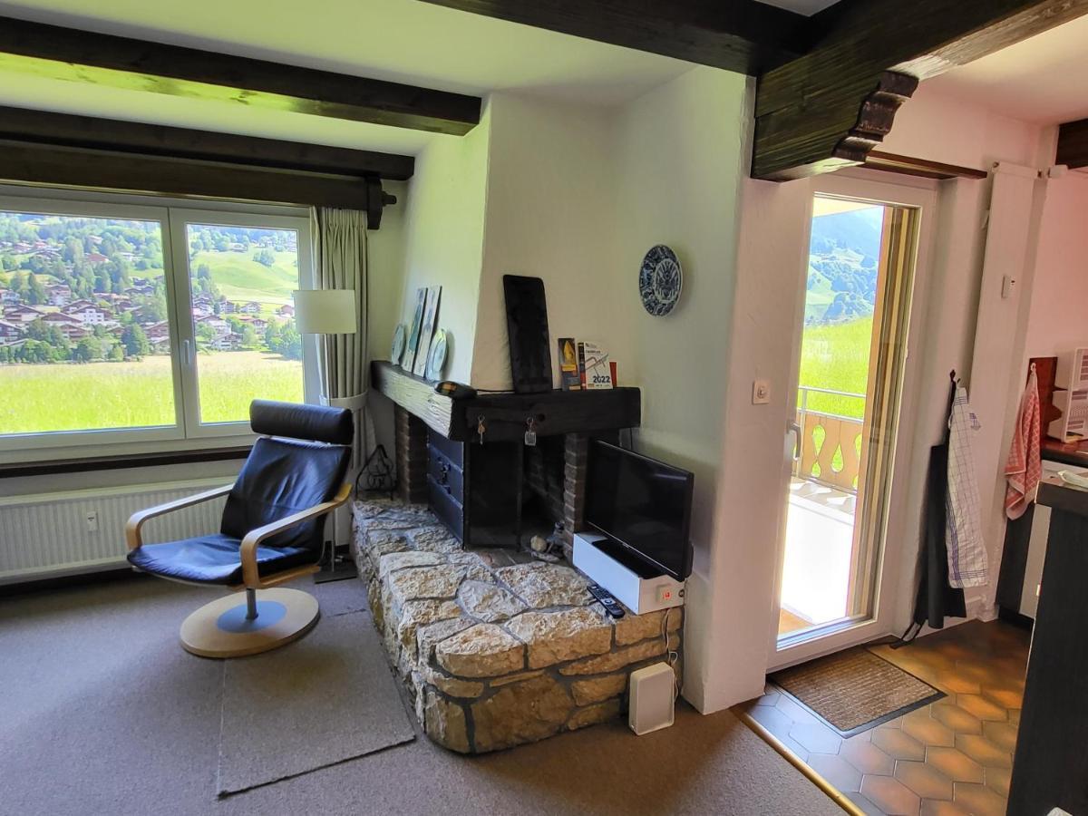 Appartement In Hus Signal Met Prachtig Uitzicht Op De Bergen Klosters Bagian luar foto