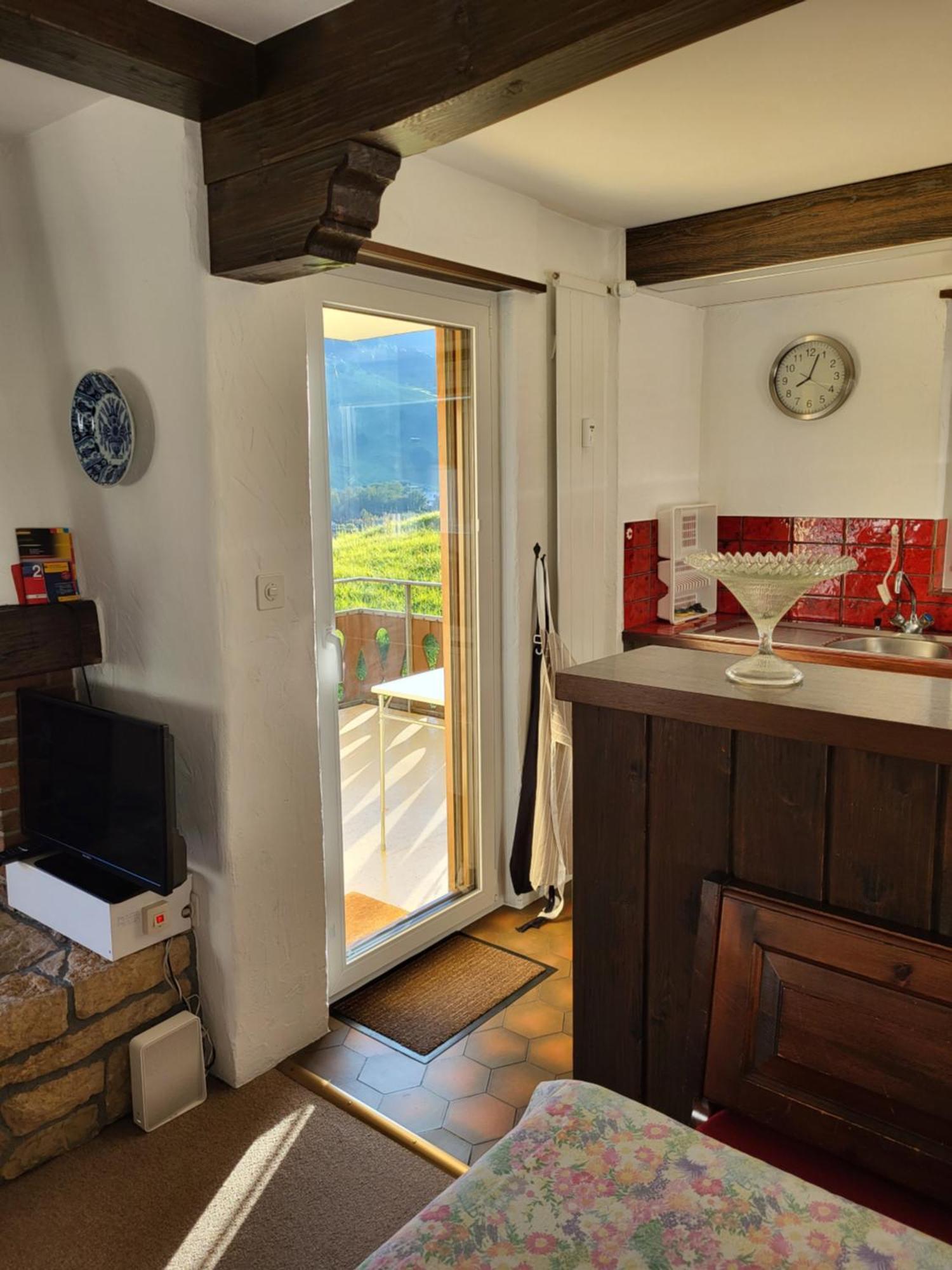 Appartement In Hus Signal Met Prachtig Uitzicht Op De Bergen Klosters Bagian luar foto