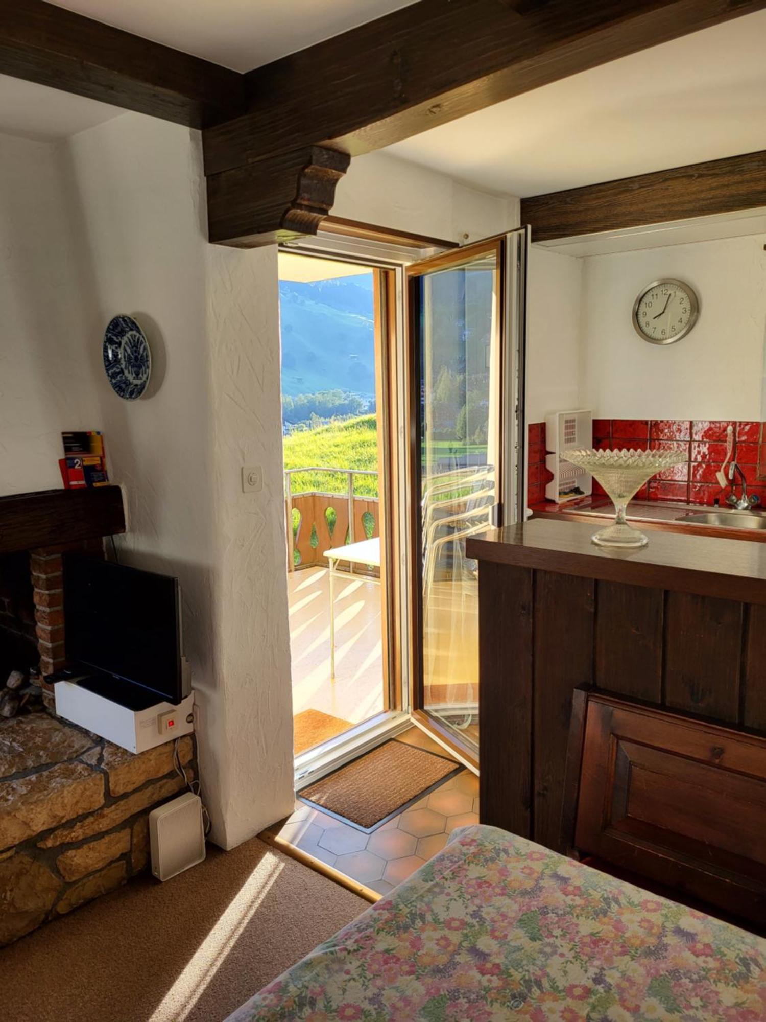 Appartement In Hus Signal Met Prachtig Uitzicht Op De Bergen Klosters Bagian luar foto