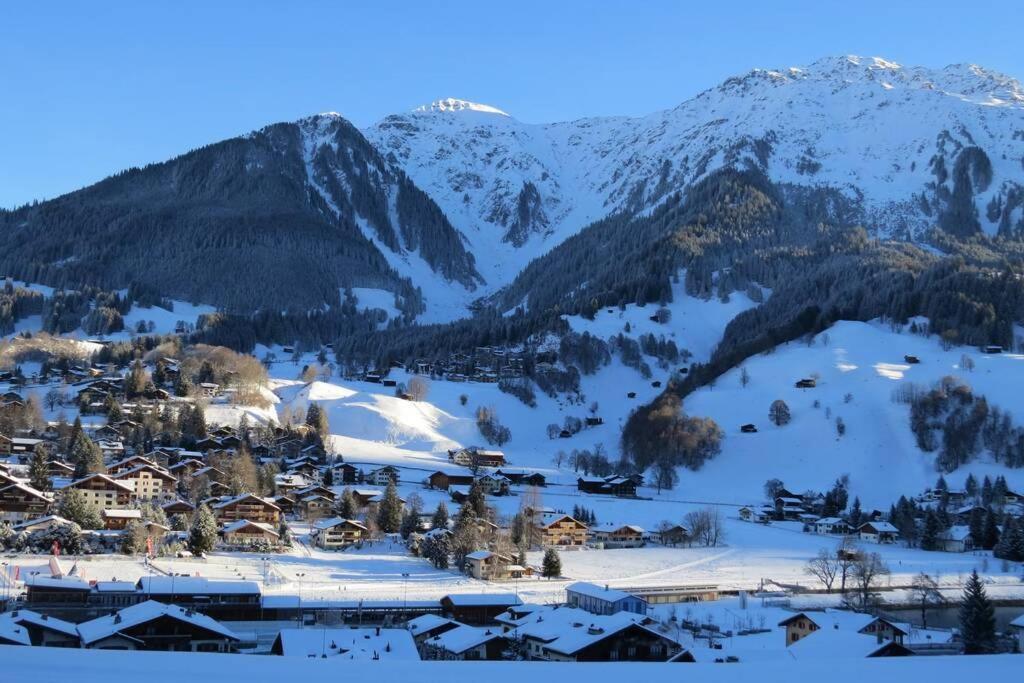 Appartement In Hus Signal Met Prachtig Uitzicht Op De Bergen Klosters Bagian luar foto